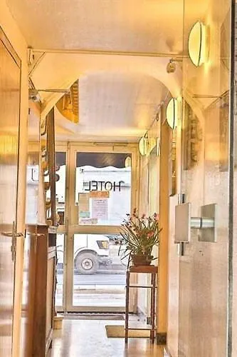 De Bruxelles 2* Paris