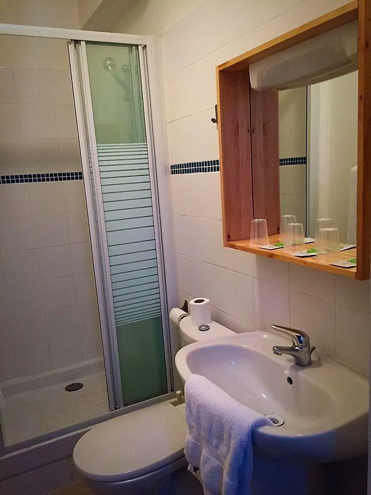 De Bruxelles Hotell 2*